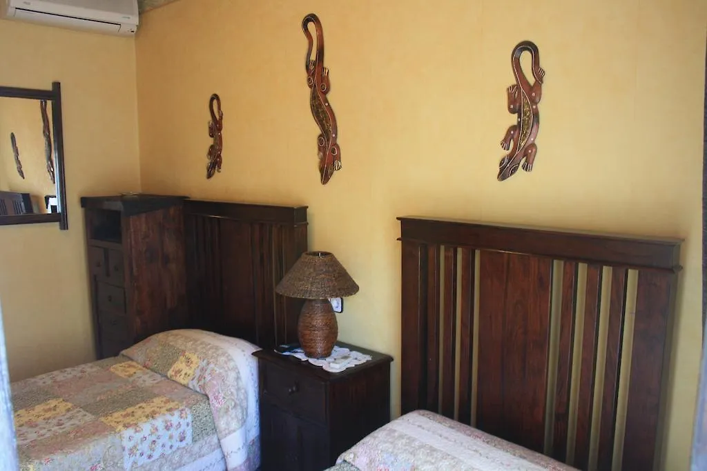 ** Guest house Hostal Restaurante La Diligencia Cunit Spain