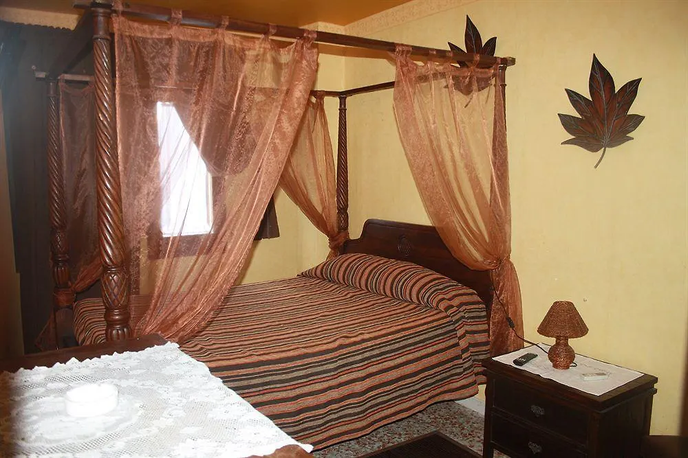 Hostal Restaurante La Diligencia Cunit Spain