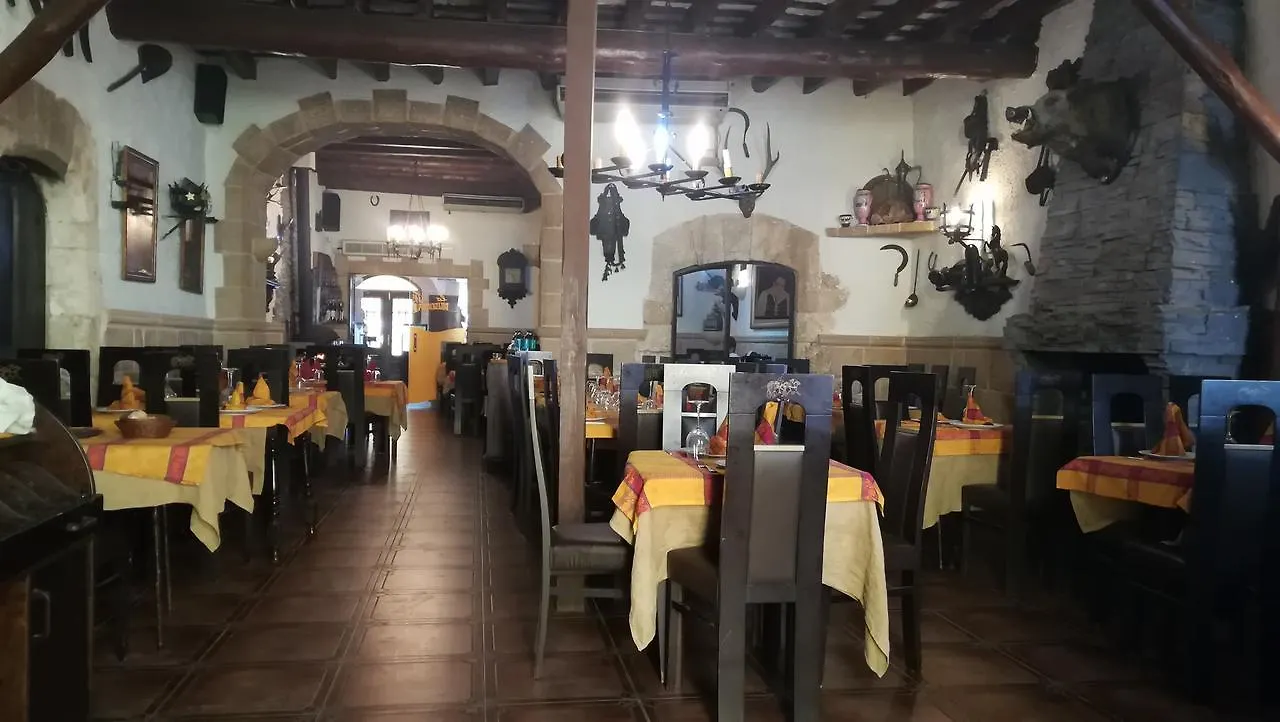 Guest house Hostal Restaurante La Diligencia Cunit
