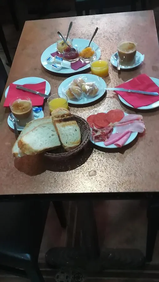 Guest house Hostal Restaurante La Diligencia Cunit